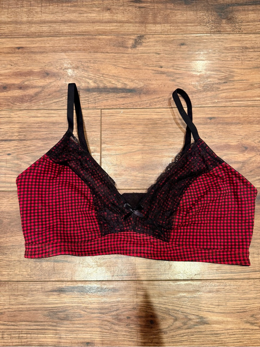 Cottagecore Red & Black Lace Trim Bralette - Women Intimates